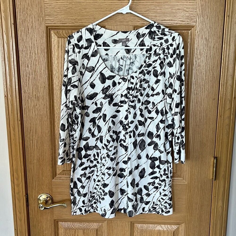 J. Jill Soft Print Button Front Top Size medium